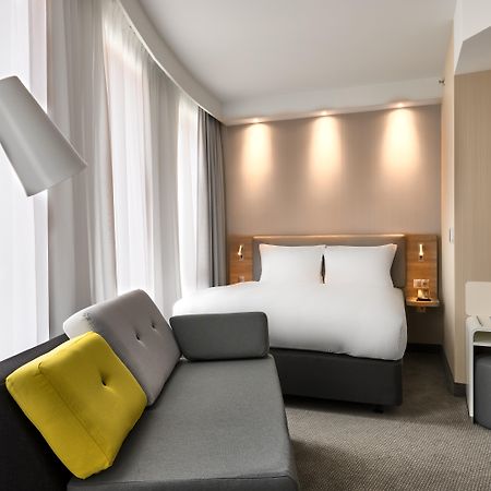 Holiday Inn Express - Warsaw - The Hub, An Ihg Hotel מראה חיצוני תמונה